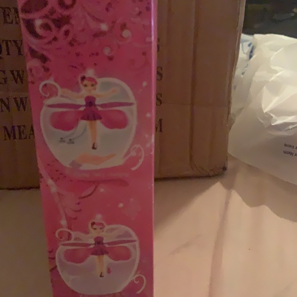 Motion princess with hand movements - Picture 5 of 6